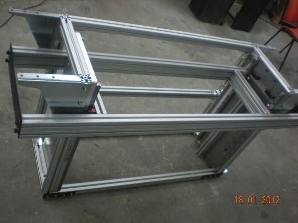 Embujadora de amortiguadores CNC